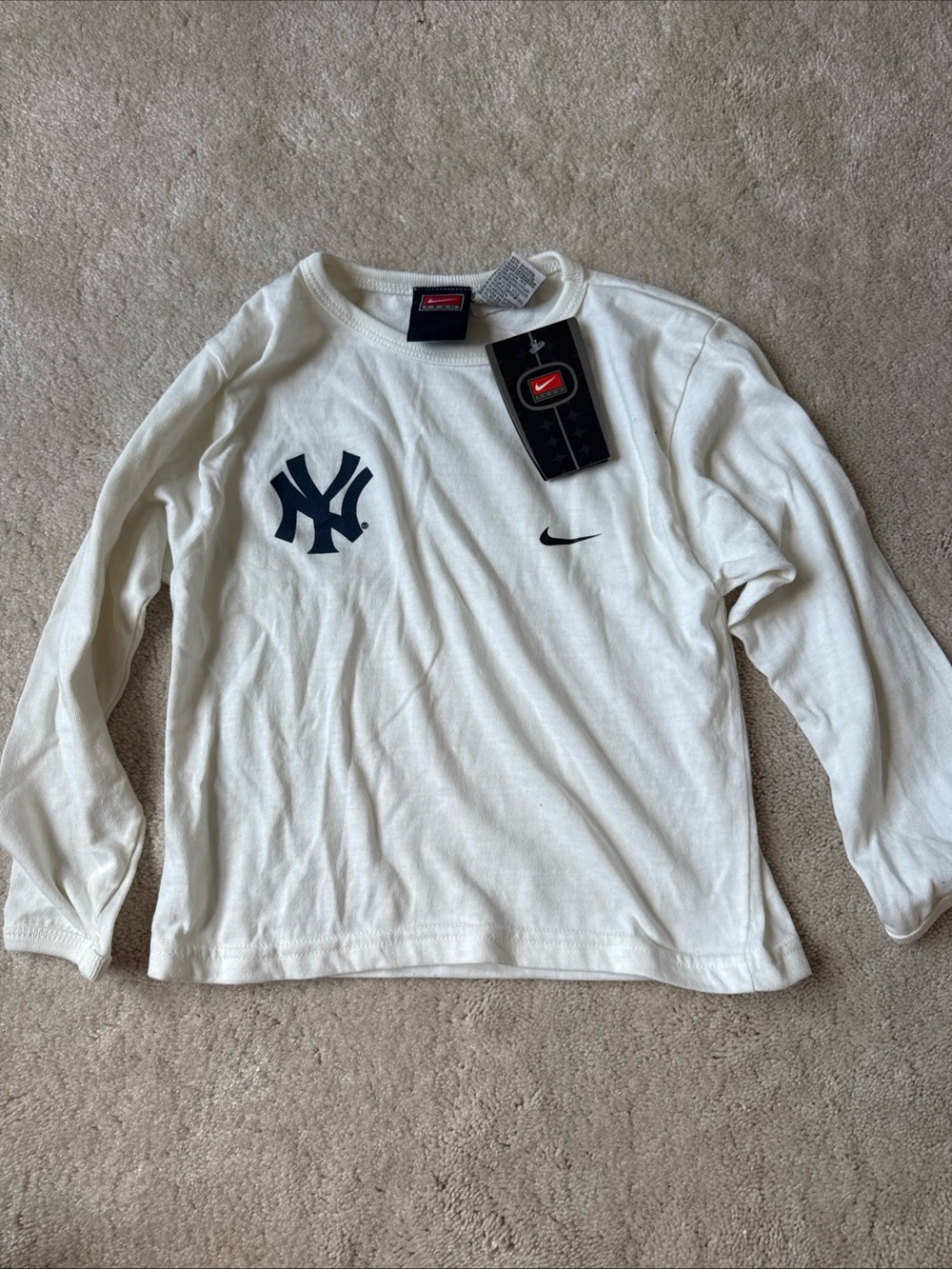Nike New York Yankees White Tee with Black and Navy Blue Logo Accents
